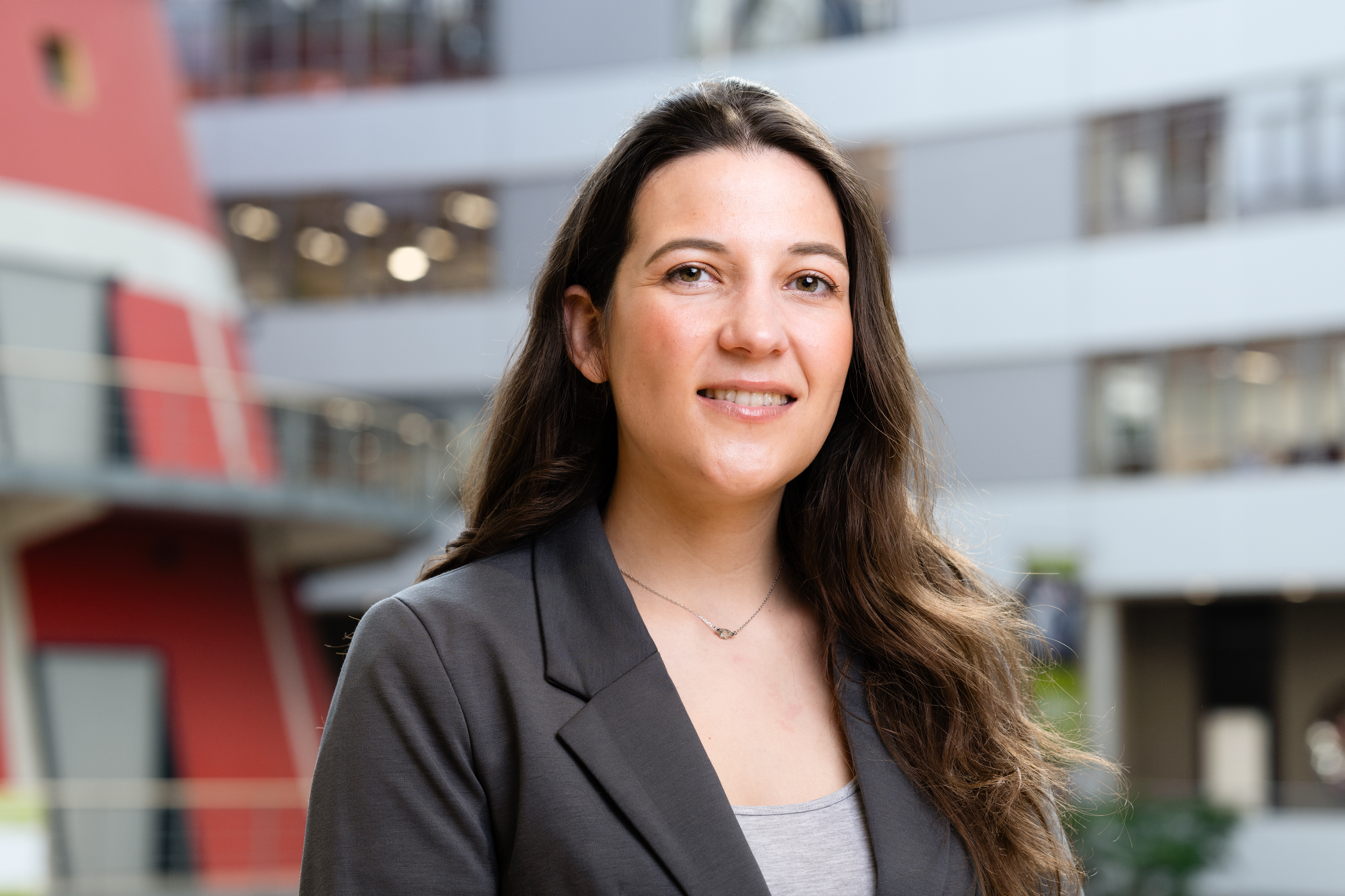 Keksa ayollarning eshakda sikilgan fotosuratlari